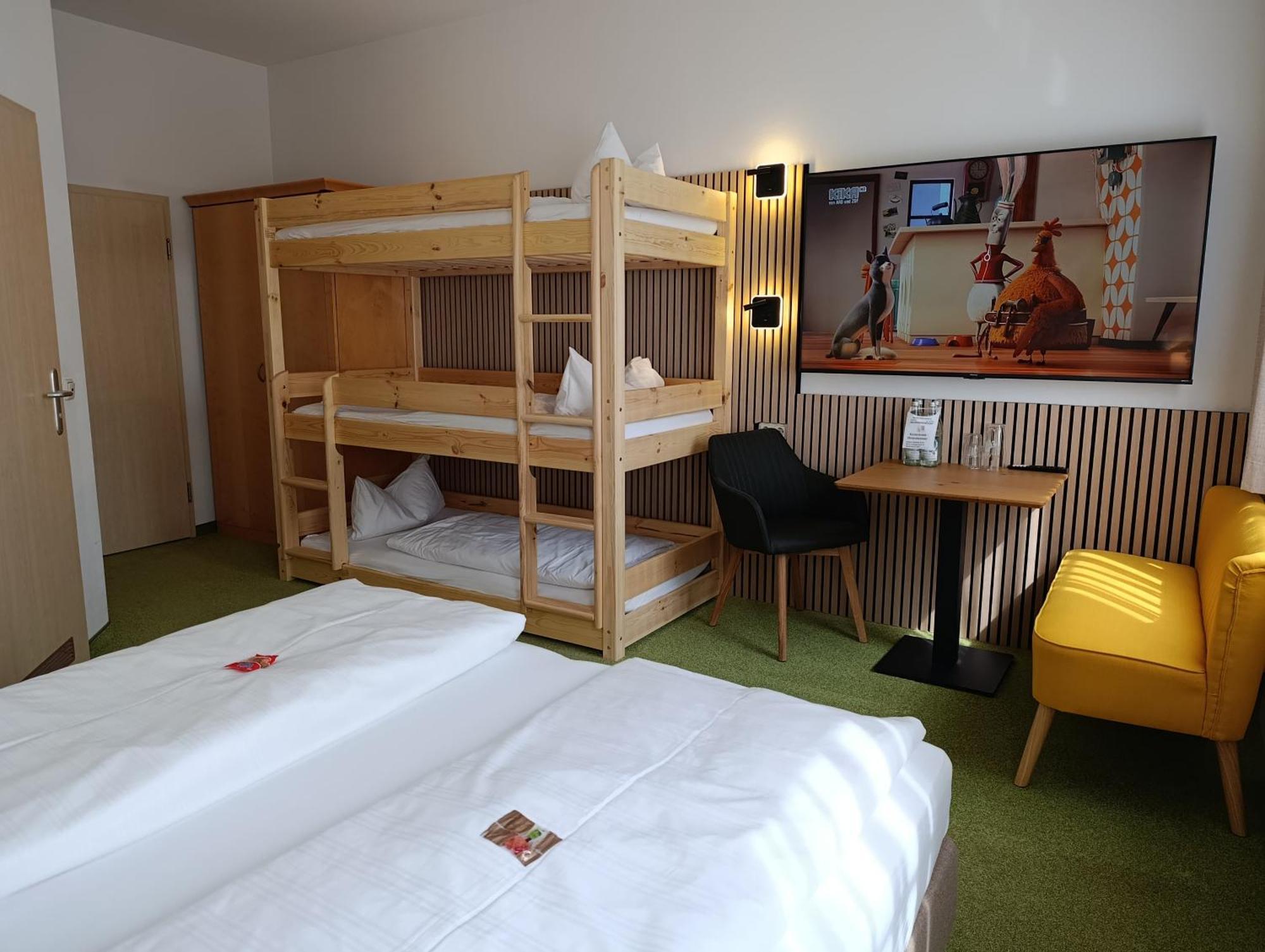 Familienhotel Nahe Der Therme 埃尔丁 外观 照片